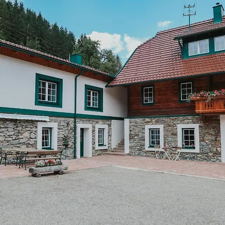 Gruenjuwel * Himmelberg