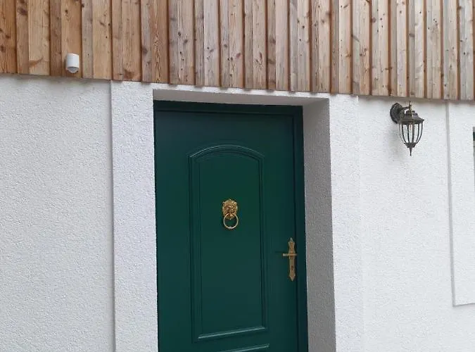 Gruenjuwel Apartman Himmelberg